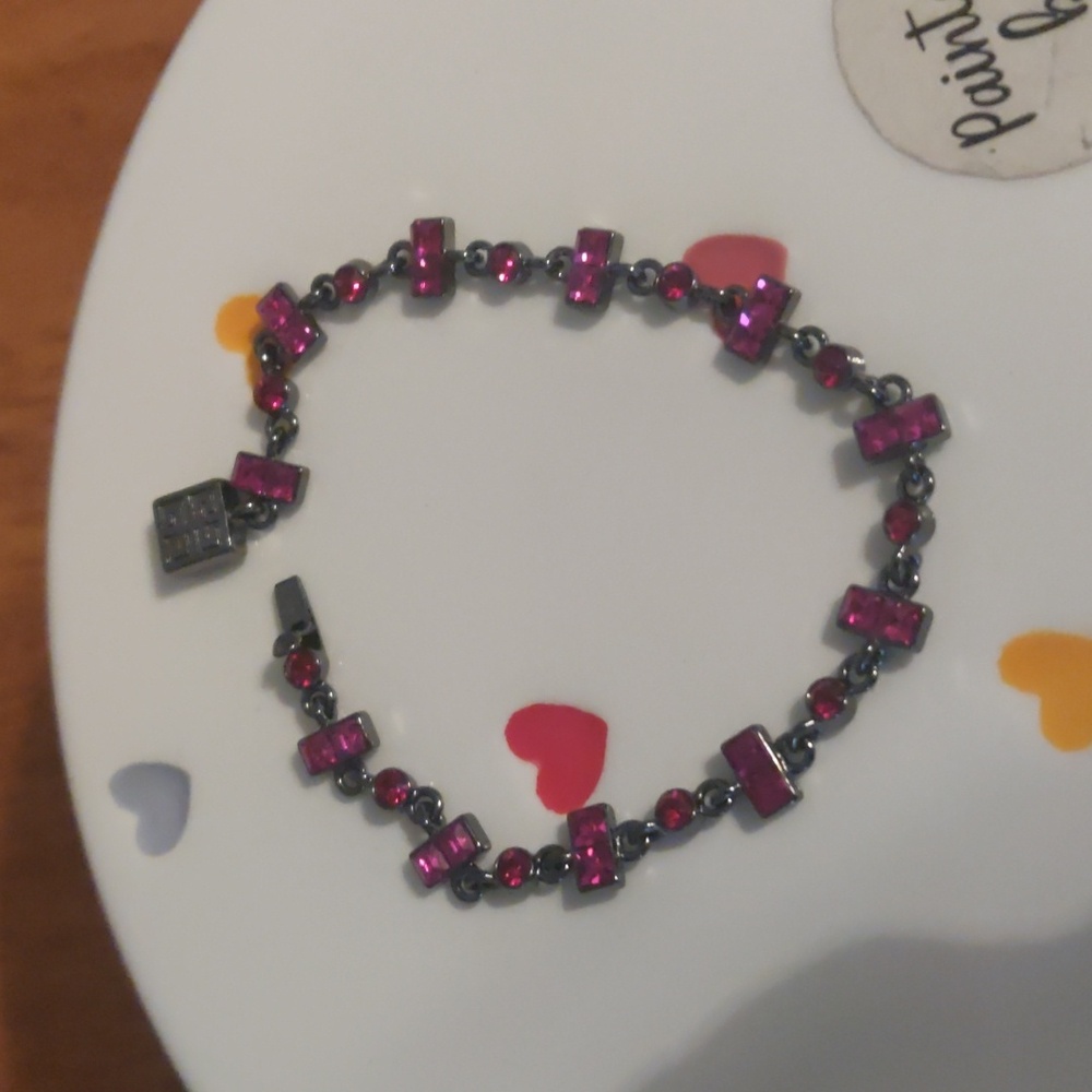 Givenchy Bracelet Nwot Beautiful Pink And Gunmetal - Picture 12 of 12